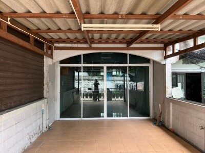 ทาวน์เฮ้าส์ 2 ชั้น ทำเลทอง "เลี่ยงเมืองปากเกร็ด"