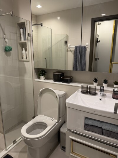 ไลฟ์ ลาดพร้าว วัลเล่ย์ / Life Ladprao Valley