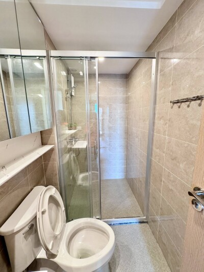 รีเกิล ศรีนครินทร์ 40 / Regal Srinakarin 40