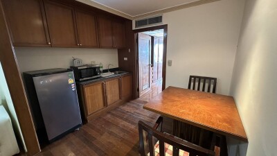 สเตท ทาวเวอร์ คอนโดมิเนียม / State Tower Condominium