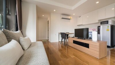 คอนโด เลต ไลท์ คอนแวนต์ / Condolette Light Convent