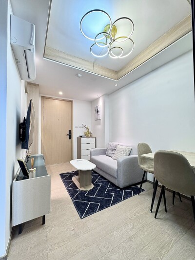 รีเกิล ศรีนครินทร์ 40 / Regal Srinakarin 40