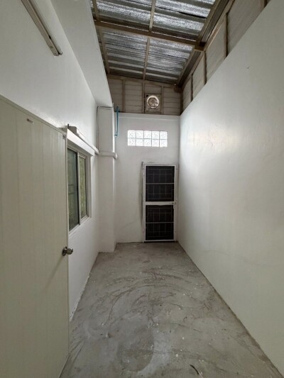 ไลโอ วงแหวน - ปิ่นเกล้า (ซอยวัดพระเงิน)-7