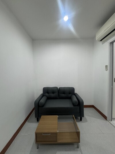 เอสโทร คอนโดมิเนียม / Astro Condominium-3