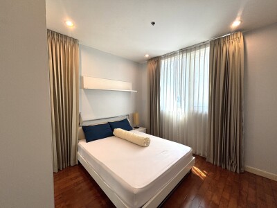 สิริ เรสซิเด้นซ์ สุขุมวิท 24 / Siri Residence Sukhumvit 24