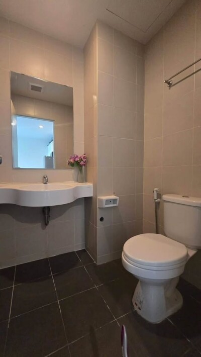 สัมมากร เอสเก้า คอนโดมิเนียม / Sammakorn S9 Condominium