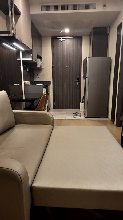 แอชตัน อโศก / Ashton Asoke