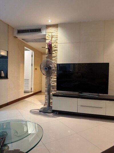 วิทยุ คอมเพล็กซ์ / Wittayu Complex-1