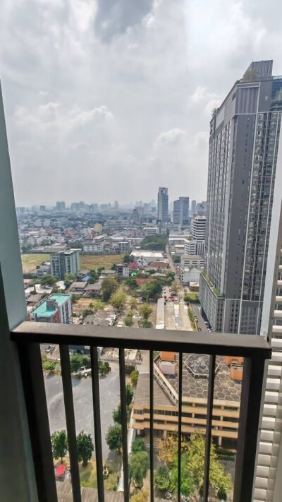 เดอะ เซนต์ เรสสิเด้นเซส / The Saint Residences-7