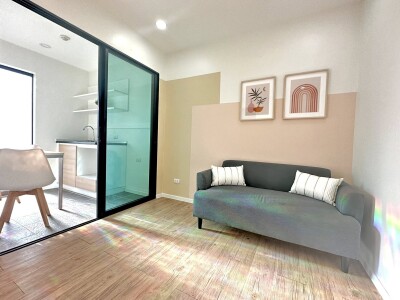 เดอะ มิดด์ 1 / The Midd 1-1