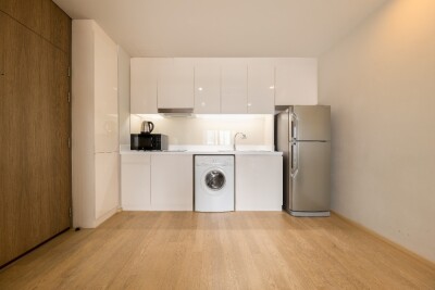 โนเบิล รีไฟน์ / ยูนิตมุม • ชั้น 9 • 54 ตร.ม. •-6