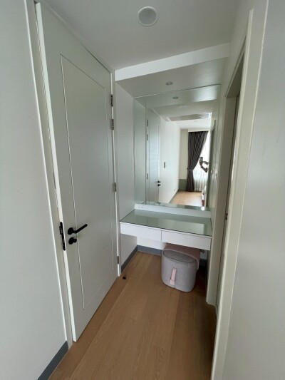 ดิ เอ็มไพร์ เพลส สาทร / The Empire Place Sathorn-15