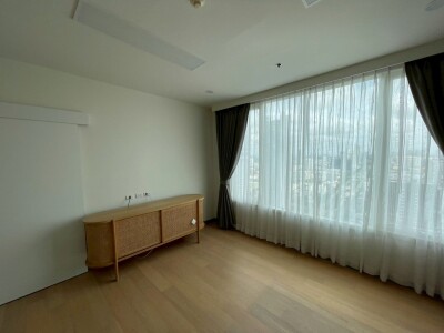 ดิ เอ็มไพร์ เพลส สาทร / The Empire Place Sathorn-5