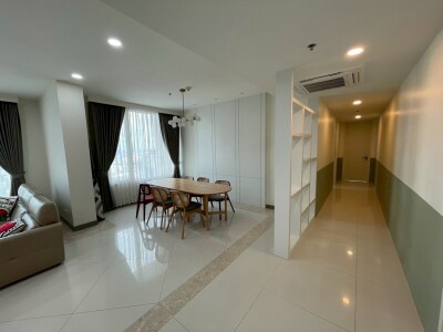 ดิ เอ็มไพร์ เพลส สาทร / The Empire Place Sathorn-2