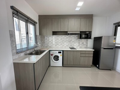 พลีโน่ สุขุมวิท - บางนา 2-10