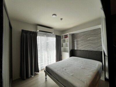 เอ สเปซ เมกา / ชั้น 17 ระเบียงกว้าง ฝนไม่สาดไม่รั่วเข้าห้อง