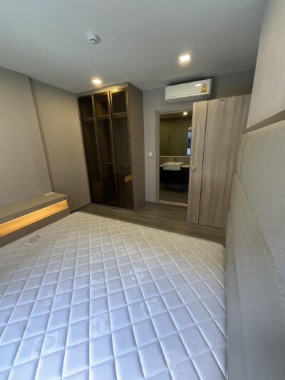 เดอะ โพลิแทน บรีซ / The Politan Breeze