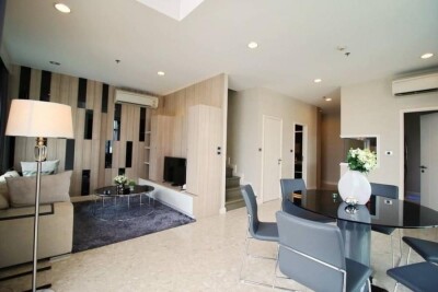 เดอะ เครสท์ สุขุมวิท 34 / ขนาด 114 ตรม 2 beds 3 baths