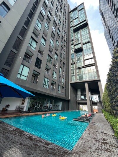 เมอเวนพิค เรสซิเดนซ์ เอกมัย / Movenpick Residences Ekkamai