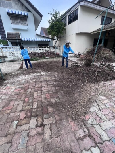 ขายบ้านเดี่ยว หมู่บ้านปทุมทอง 212 ตรว. เลขที่ 18/ 1 / เนื้อที่ตัวบ้าน 60ตรว. 4 ห้องนอน-3