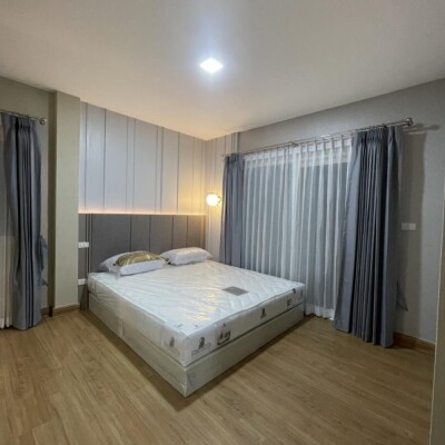 แกรนด์ พลีโน่ เมกา บางนา