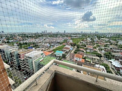 ริเวียร่า คอนโดมิเนียม / Riviera Condominium