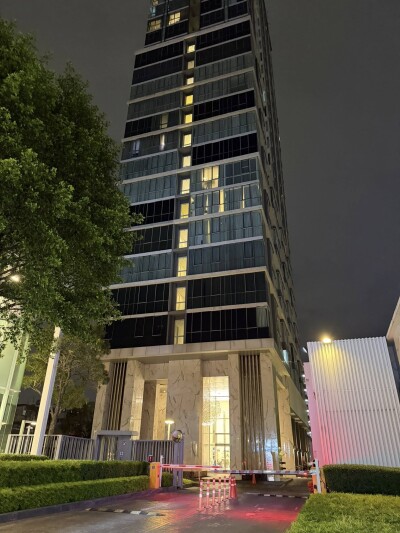 เดอ ลาพีส จรัญ 81 / De Lapis Charan 81-16