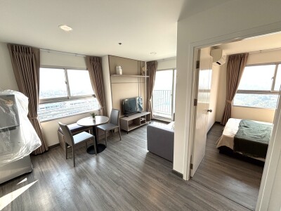 เดอะทรัสต์ @ BTS เอราวัณ / The Trust @ BTS Erawan-3