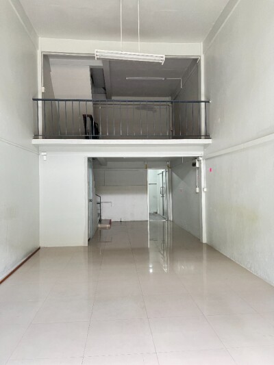 🏢 ให้เช่าหรือขาย ตึกแถว 3 ชั้น + ชั้นลอย 📍 ซ.สุขสวัสดิ์ 37/2 (เลยสะพานภูมิพล ก่อนถึงแยกพระประแดง)-2