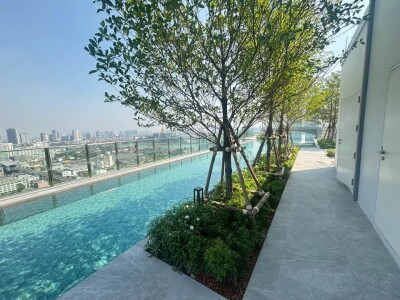 แชปเตอร์ วัน สปาร์ค จรัญ / Chapter One Spark Charan