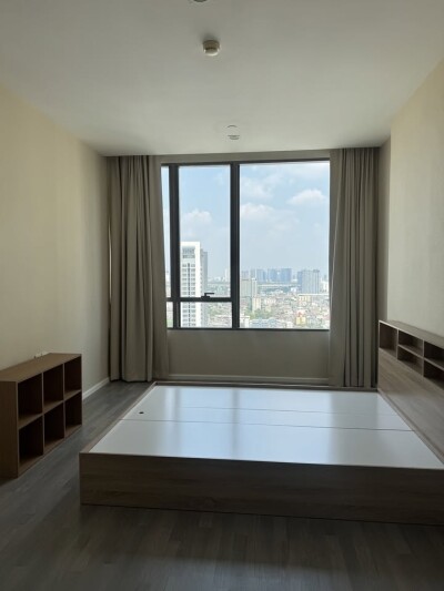 333 ริเวอร์ไซด์ / 333 RIVERSIDE-3