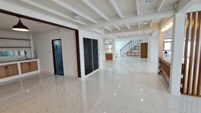 บ้านเดี่ยว สองชั้น เหมาะทำ home office จอดรถได้เยอะมาก รีโนเวทใหม่ ซอยโชคชัย 4 แยก 83 ตกแต่งพร้อม ให้เช่า-3