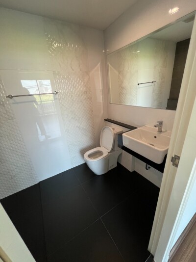 อัปเดตล่าสุด 10/9/2567: ให้เช่า Home office 3 ชั้น บางนากม.5 ติดถนนในซอยวัดคลองปลัดเปรียง ทะลุถนนบางนาตราดและศรีนครินทร์