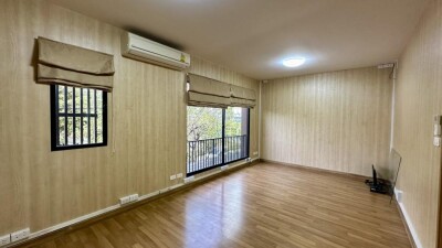 เดอะ คอนเนค 41 แจ้งวัฒนะ - ติวานนท์ / ทาวโฮม 2 ห้องคู่ ชั้นล่างทะลุถึงกัน 2 ห้องโถงชั้นล่าง-17