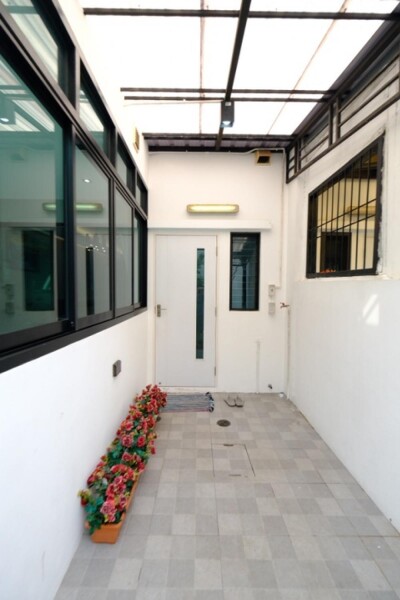 เดอะ แลนด์มาร์ค เอกมัย - รามอินทรา