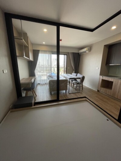 บลอสซั่ม คอนโด แอท สาทร - เจริญราษฎร์ / Blossom Condo @ Sathorn - Charoenrat