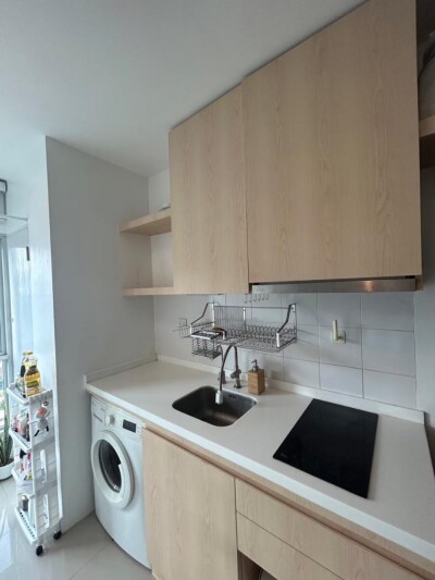 เซ็นทริค ติวานนท์ สเตชั่น / ขนาด : 33 ตร.ม. ชั้น : 38 วิวดี รับลม วิวสระว่ายน้ำ ปล.ห้องที่เห็นวิวสระมีเพียง14ห้อง