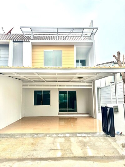 เดอะ คัลเลอร์ส พรีเมียม บางนา กม.8 / ซ.มหาชัย หลังมุม 27ตรว. 4 นอน