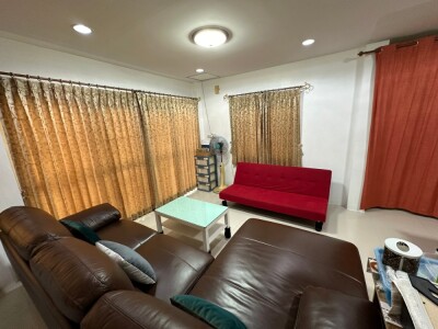 หมู่บ้านทัศรินทร์ แพรกษา (ซ.มังกร-ขันดี)