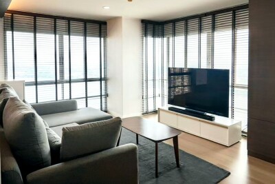 ลุมพินี พาร์ค ริเวอร์ไซด์ - พระราม 3 / • ขนาด 103.26 ตรม.  • 1 ห้องนอน / 2 ห้องน้ำ มีระเบียง 2 ฝั่ง-1