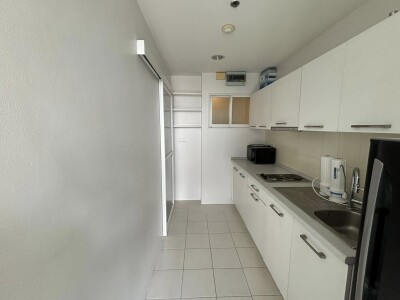 ไลฟ์ แอท รัชดา - สุทธิสาร / Life @ Ratchada - Sutthisan