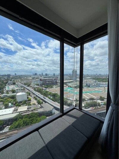 เอ็ม จตุจักร / M Jatujak