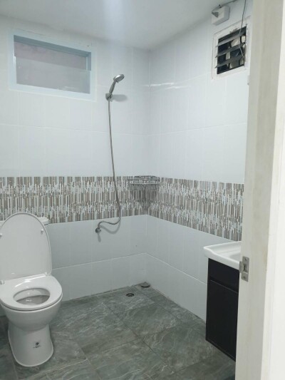 โกดัง พร้อมออฟฟิต 2 ชั้น ทำเลดี