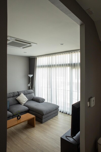 เนอวานา ดีฟายน์ เอกมัย - รามอินทรา / 230 ตรม. 4 ชั้น