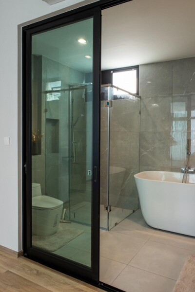 เนอวานา ดีฟายน์ เอกมัย - รามอินทรา / 230 ตรม. 4 ชั้น