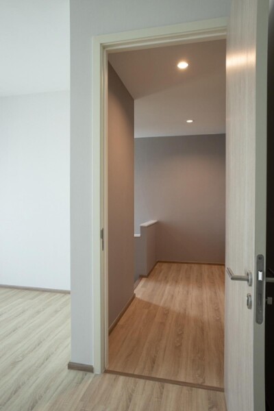 เนอวานา ดีฟายน์ เอกมัย - รามอินทรา / 230 ตรม. 4 ชั้น