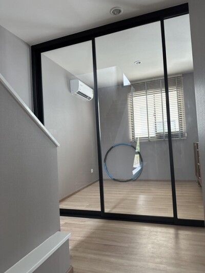 เนอวานา ดีฟายน์ เอกมัย - รามอินทรา / 230 ตรม. 4 ชั้น