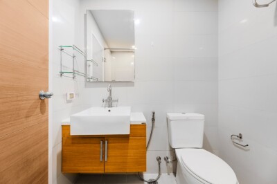 ไฮฟ์ ตากสิน /  50 ตารางเมตร ชั้น 19