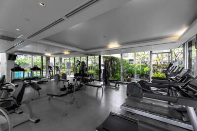 ไฮฟ์ ตากสิน /  50 ตารางเมตร ชั้น 19