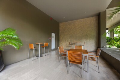 ไฮฟ์ ตากสิน /  50 ตารางเมตร ชั้น 19